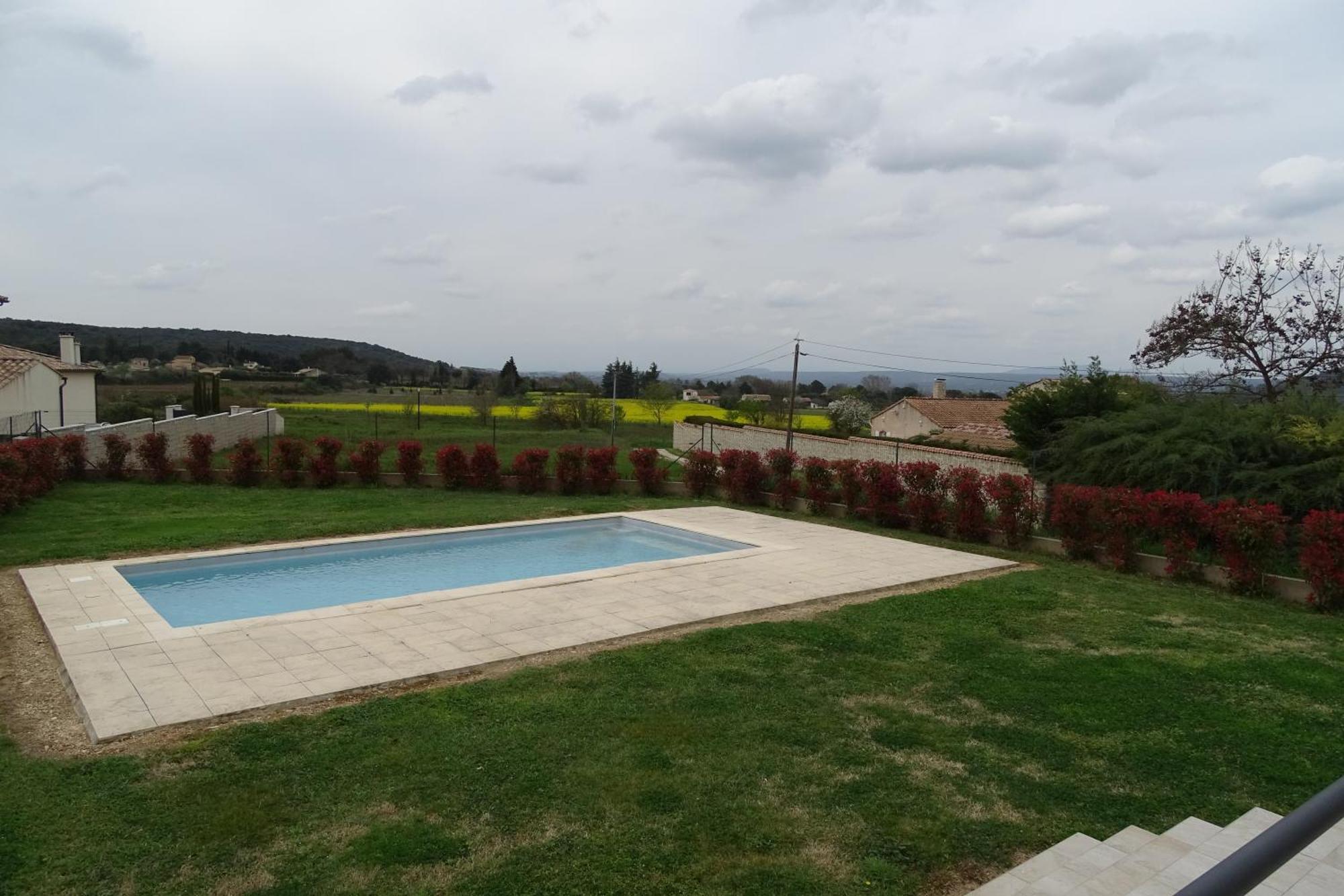 Villa Familiale Avec Piscine, Jardin A 10 Mn D'Uzes Flaux Exteriér fotografie