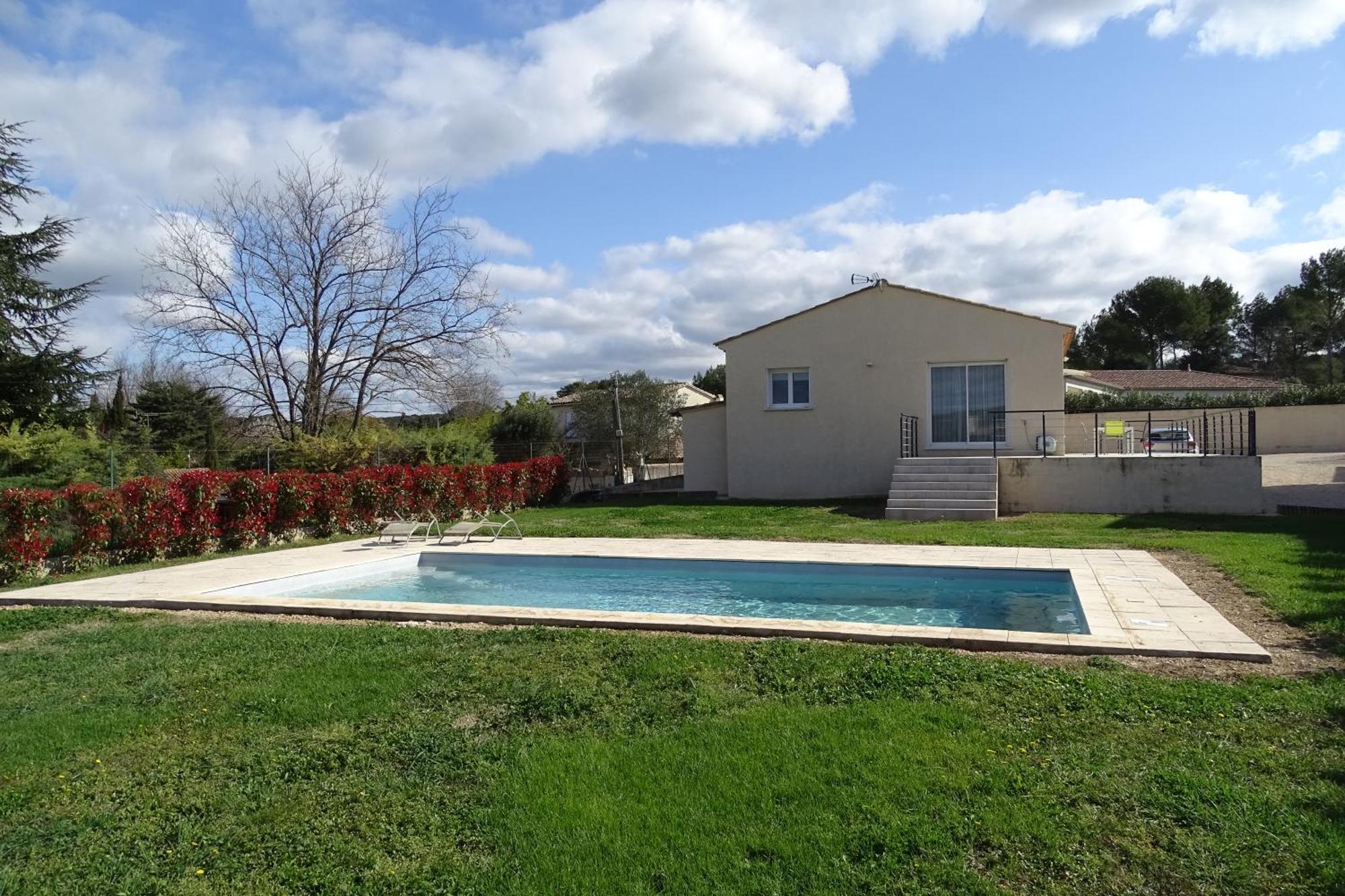 Villa Familiale Avec Piscine, Jardin A 10 Mn D'Uzes Flaux Exteriér fotografie
